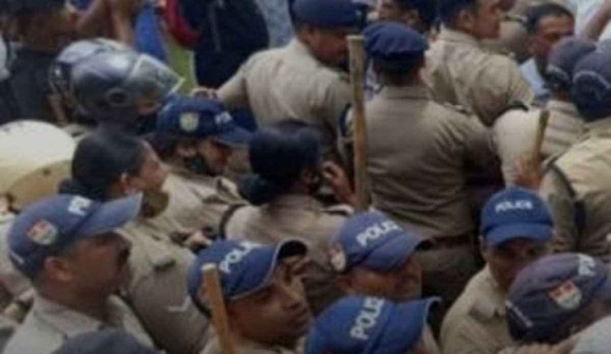 तमिलनाडु पुलिस ने राज्य में पीएफआई कार्यालयों को सील करना किया शुरू