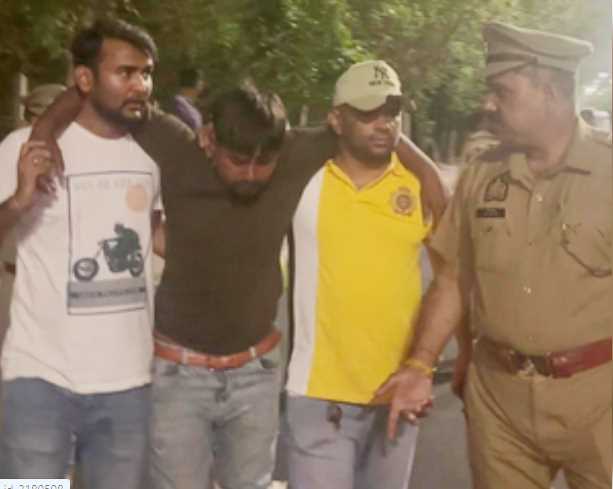 नोएडा पुलिस ने मुठभेड़ में बदमाश को किया गिरफ्तार