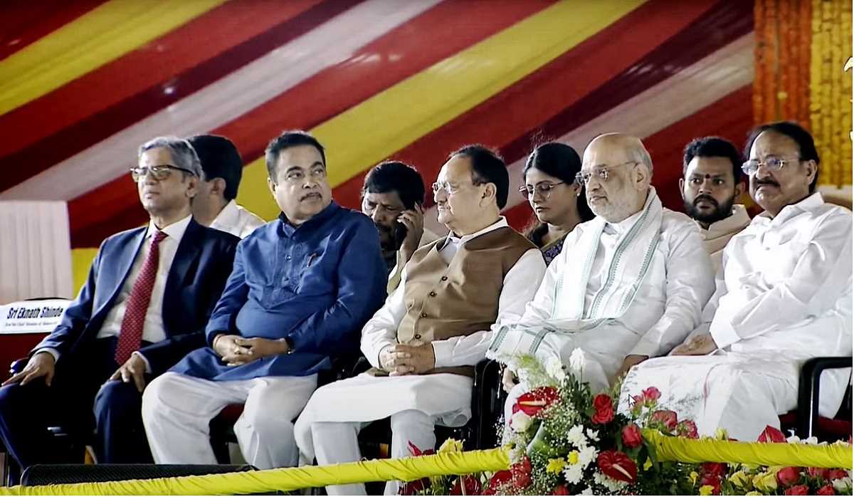 आंध्र प्रदेश के नये कैबिनेट में 17 नये चेहरे शामिल