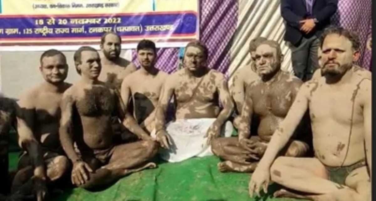 मुख्यमंत्री धामी ने टनकपुर में अंतरराष्ट्रीय प्राकृतिक चिकित्सा एवं योग संगोष्ठी कार्यक्रम में किया प्रतिभाग