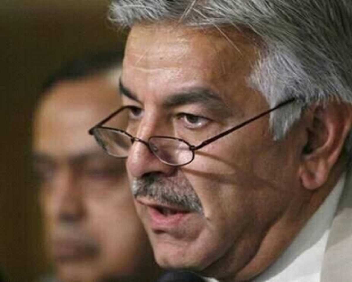 पाक रक्षा मंत्री ने माना देश पहले ही दिवालिया हो चुका है पाक रक्षा मंत्री ने माना देश पहले ही दिवालिया हो चुका है