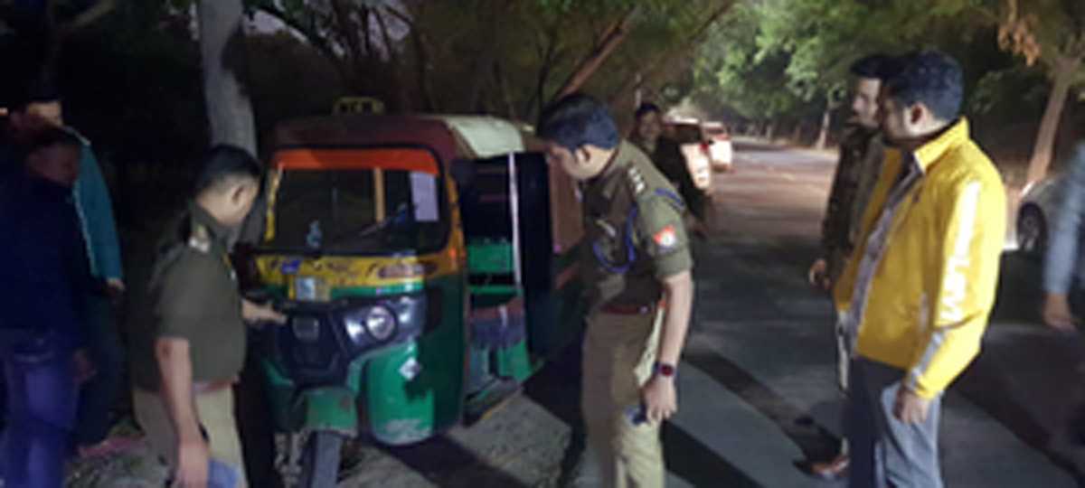 पुलिस और फ्लैटो से चोरी करने वाले बदमाशो के बीच मुठभेड़, दो गिरफ्तार, दो फरार