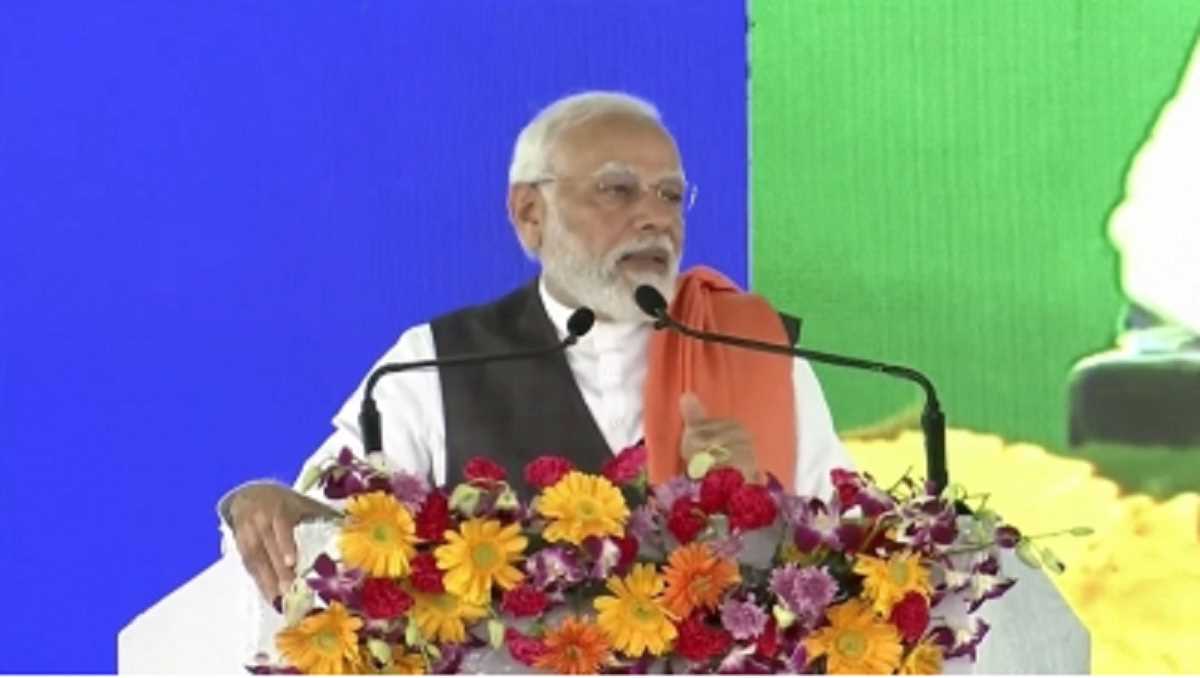 पीएम मोदी ने चुनावी राज्य कर्नाटक में कांग्रेस पर किया परोक्ष हमला