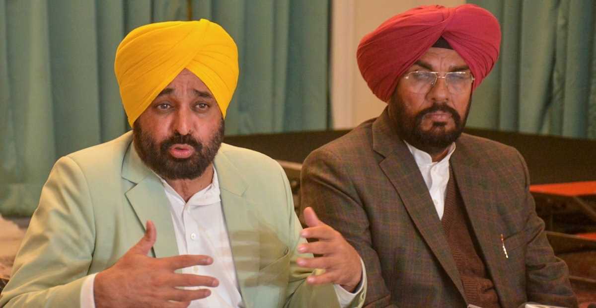 20 महीनों के बाद पंजाब सरकार ने धालीवाल से छीना अस्तित्व विहीन विभाग 20 महीनों के बाद पंजाब सरकार ने धालीवाल से छीना अस्तित्व विहीन विभाग