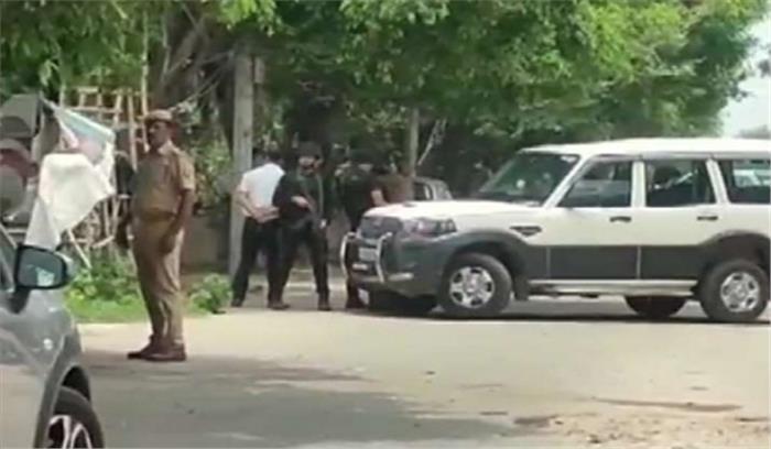 अलकायदा से जुड़े 2 कथित आतंकवादी लखनऊ में गिरफ्तार : पुलिस 