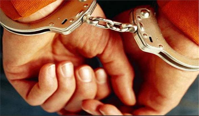 लोबसांग लामा को आंदोलन के आरोप में गिरफ्तार लोबसांग लामा को आंदोलन के आरोप में गिरफ्तार