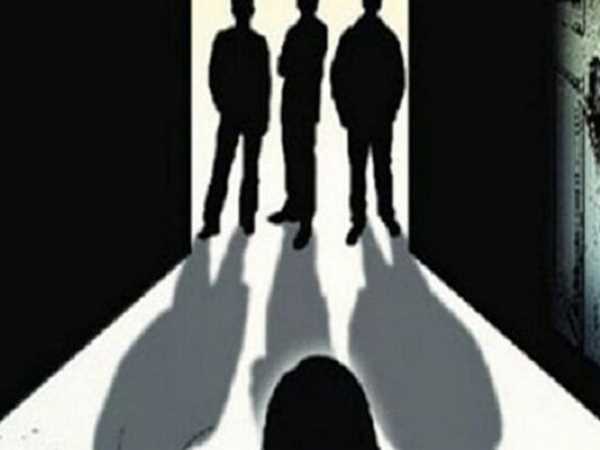 हैदराबाद में एक और नाबालिग से दुष्कर्म हैदराबाद में एक और नाबालिग से दुष्कर्म