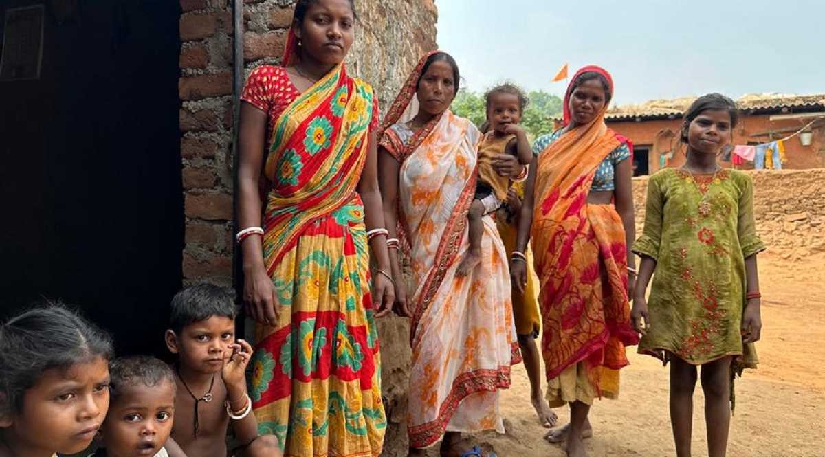 महिलाओं के सहारे झारखंड-महाराष्ट्र में चुनाव जीतने की कोशिश महिलाओं के सहारे झारखंड-महाराष्ट्र में चुनाव जीतने की कोशिश