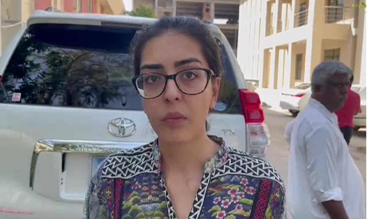 पाकिस्तान: मानवाधिकार कार्यकर्ता पति के साथ गिरफ्तार, पूर्व मंत्री ने कहा- राज्य का फासीवाद जोरों पर