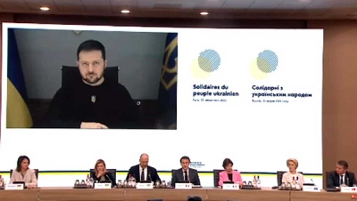 जेलेंस्की ने की ऊर्जा संकट से निपटने के लिए 50 मिलियन एलईडी लाइटबल्ब की मांग जेलेंस्की ने की ऊर्जा संकट से निपटने के लिए 50 मिलियन एलईडी लाइटबल्ब की मांग