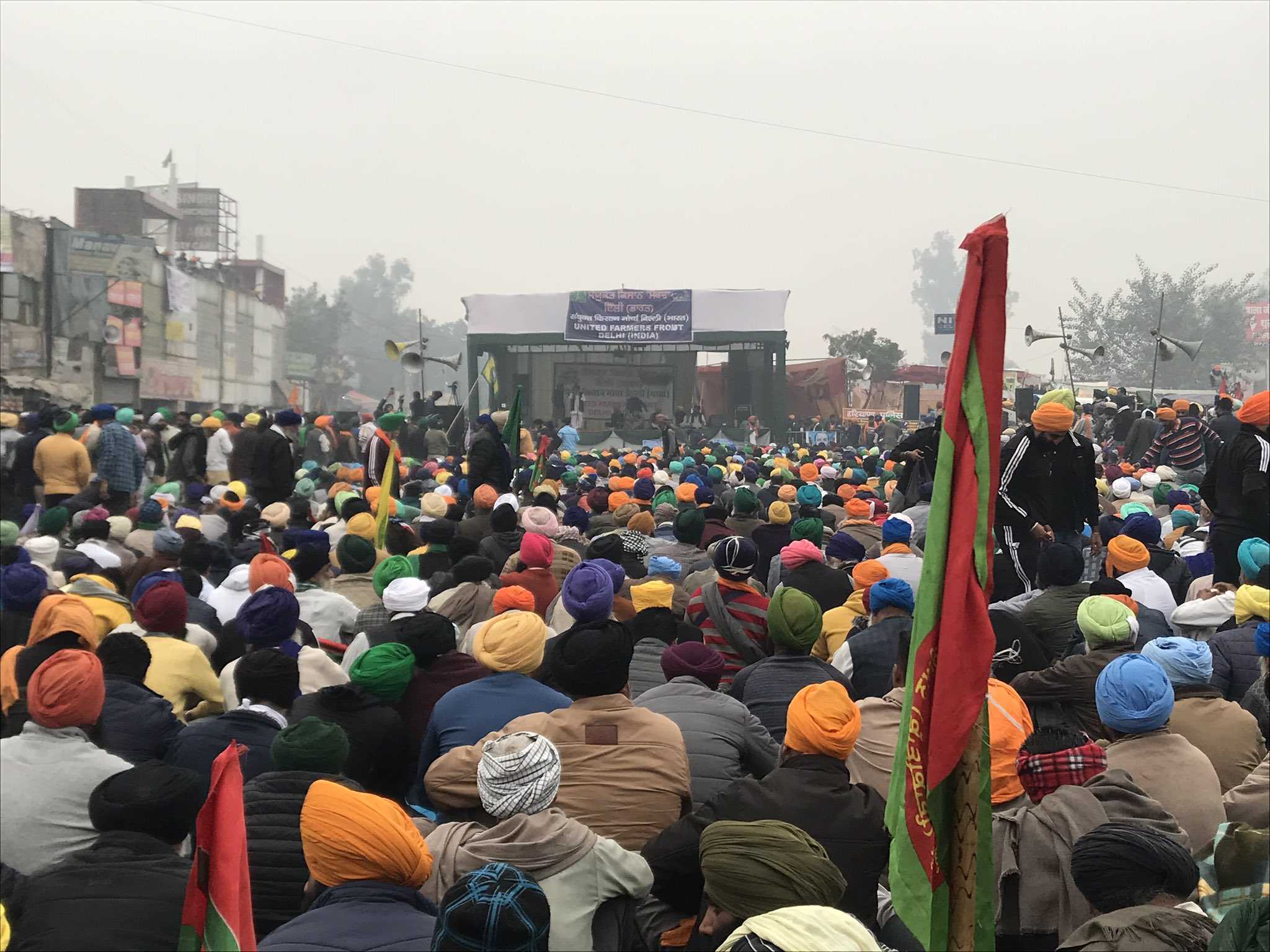 20वें दिन भी जारी है किसान आंदोलन, मीटिंग में बनेगी आगे की रणनीति