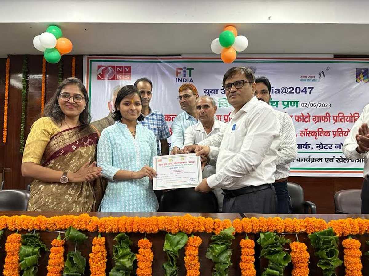 सावित्री बाई फूले स्कूल की अनु मिश्रा भाषण प्रतियोगिता में हासिल किया द्वितीय स्थान सावित्री बाई फूले स्कूल की अनु मिश्रा भाषण प्रतियोगिता में हासिल किया द्वितीय स्थान
