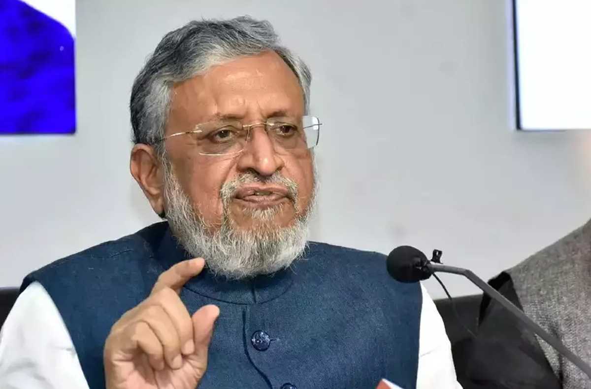 मुंबई में केंद्र ने बिहार को दी पौन एकड़ भूमि, पीएम को धन्यवाद दें नीतीश : सुशील मुंबई में केंद्र ने बिहार को दी पौन एकड़ भूमि, पीएम को धन्यवाद दें नीतीश : सुशील