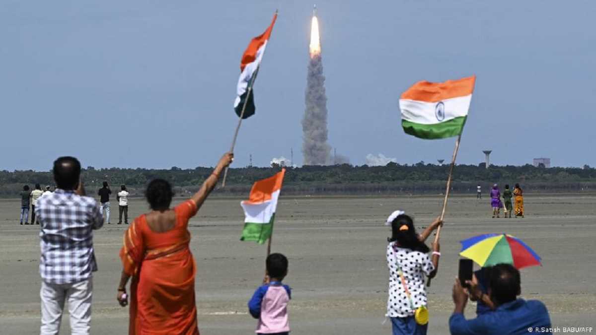 भारत में चंद्रयान की सफलता का बेसब्री से इंतजार