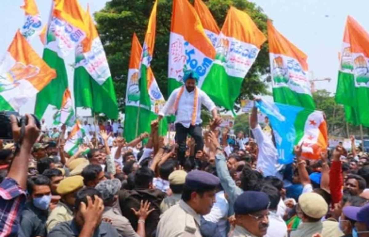 धरना से पहले तेलंगाना कांग्रेस के नेताओं को किया गया नजरबंद