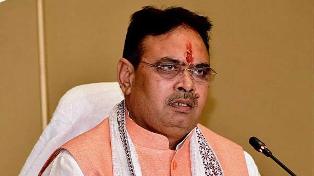 भविष्य की आवश्यकताओं को ध्यान में रखकर बनाएं कार्य योजनाएं  : भजनलाल