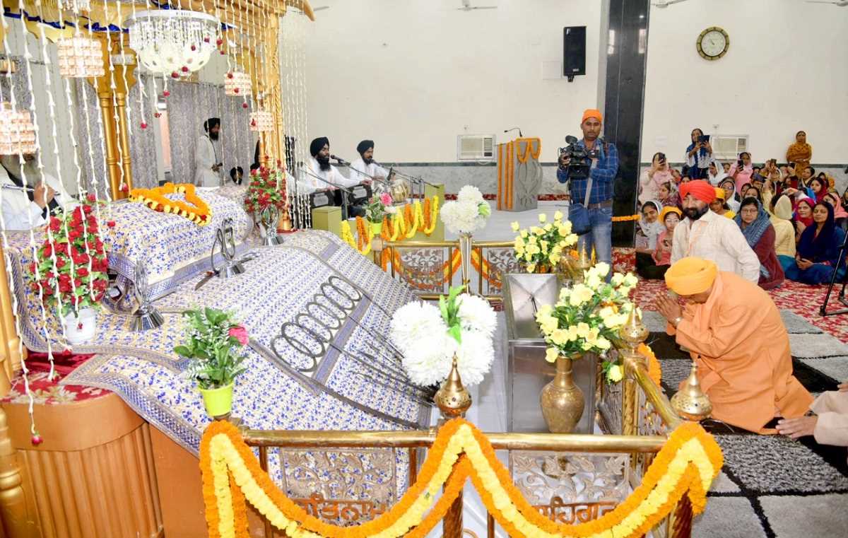 धर्म, संस्कृति व राष्ट्र रक्षा के प्रति आग्रही बनाती है सिख गुरुओं की परंपरा : मुख्यमंत्री