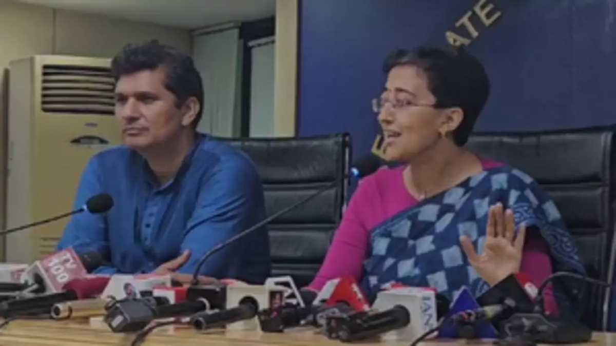 बंगला भाजपा को मुबारक हो, हम दिल्ली की जनता की सेवा करेंगे : आतिशी