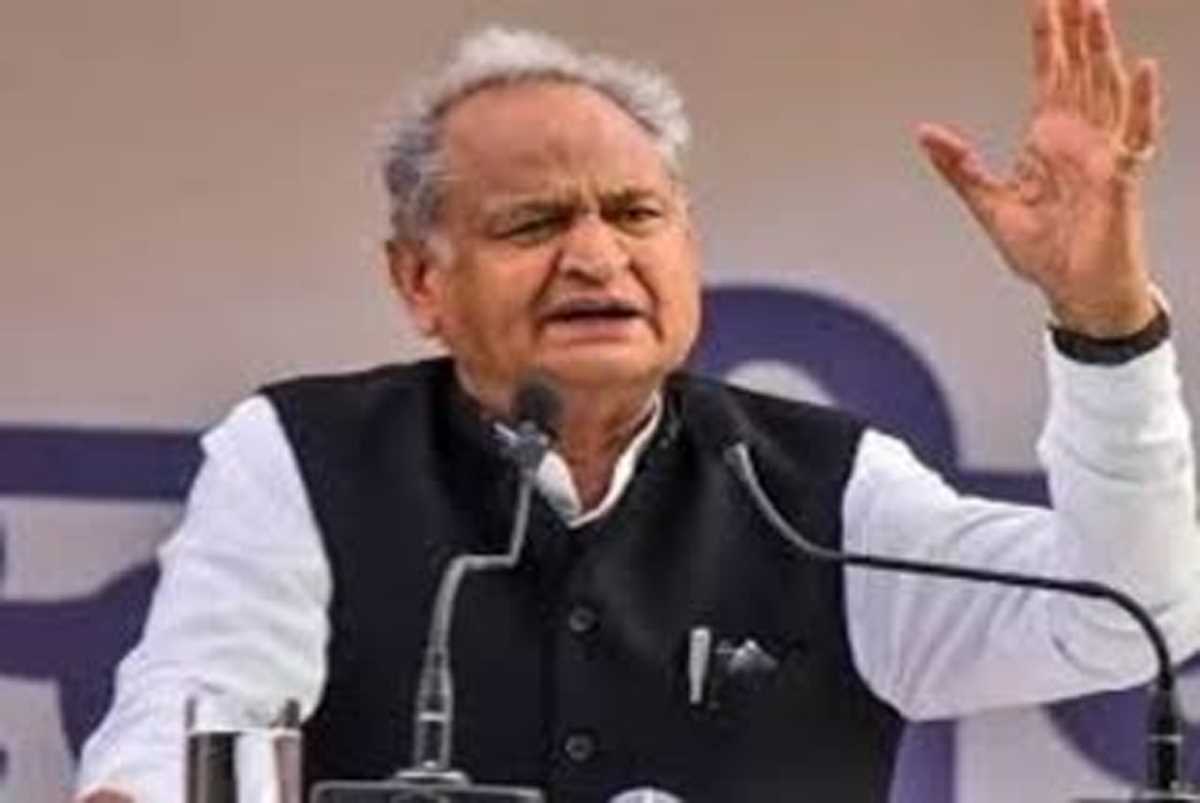 भाजपा की लापरवाही की वजह से मणिपुर में अब तक 142 लोगों की मौत : गहलोत भाजपा की लापरवाही की वजह से मणिपुर में अब तक 142 लोगों की मौत : गहलोत