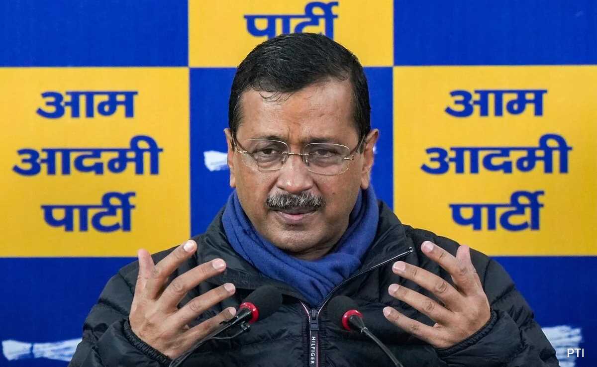 केजरीवाल ने मुख्य चुनाव आयुक्त को लिखी चिट्ठी, प्रवेश वर्मा को अयोग्य करार देने की मांग