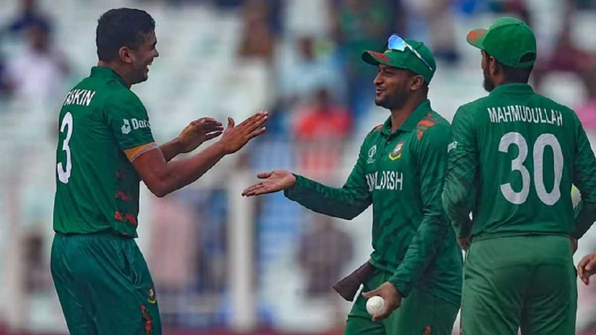 बांग्लादेश के खिलाफ नीदरलैंड्स कर रहा बल्लेबाजी, विक्रमजीत और मैक्स ओडाड पवेलियन लौटे