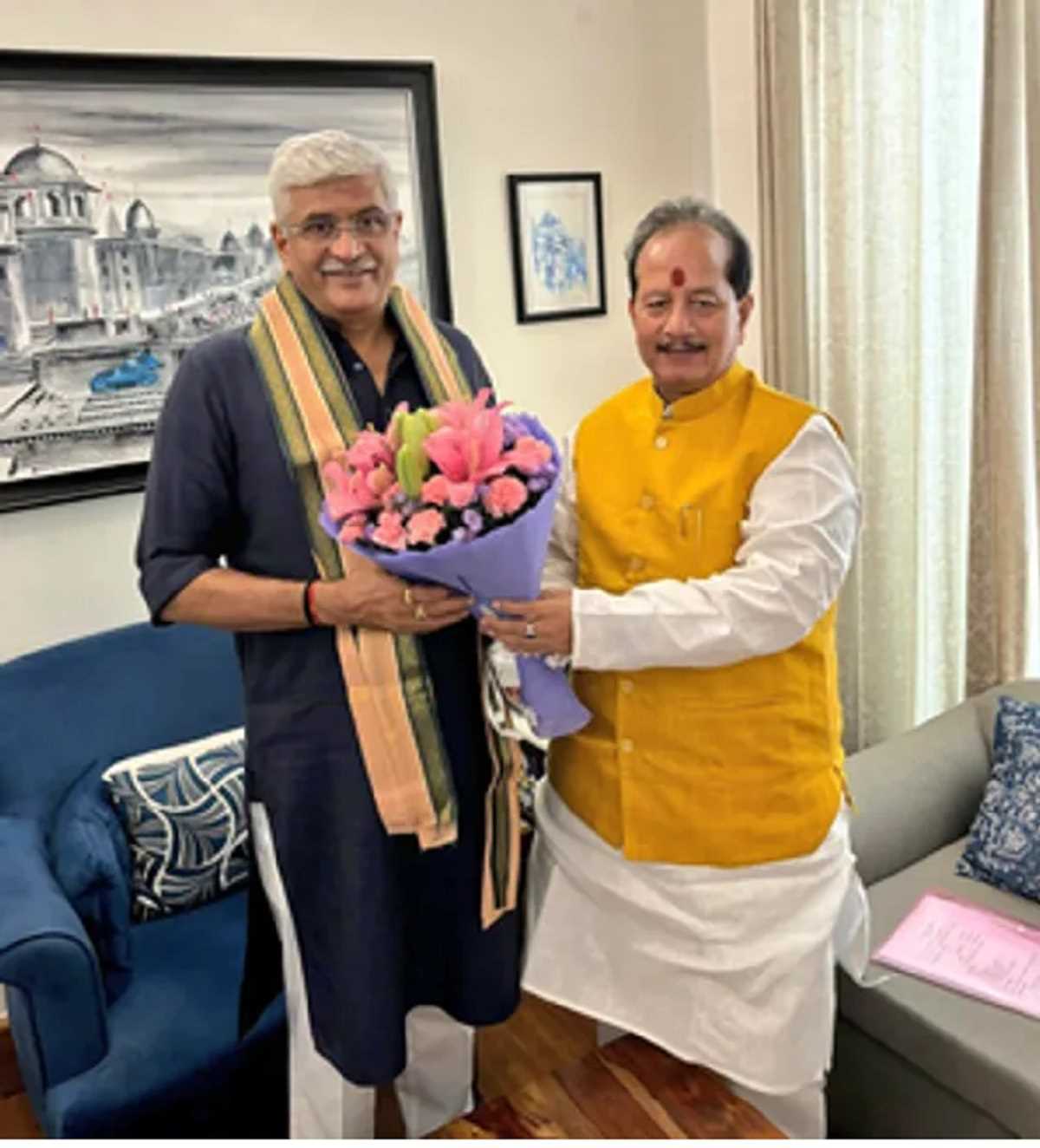 बिहार के डिप्टी सीएम विजय सिन्हा ने गजेंद्र सिंह शेखावत से की मुलाकात