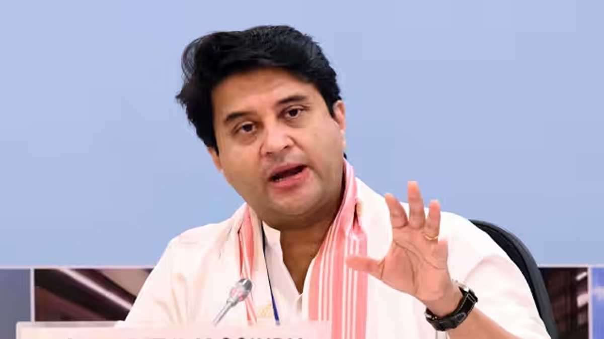 तीन साल में यूपी में क्रियाशील होंगे 22 एयरपोर्ट : सिंधिया