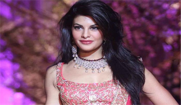 कोई भी माधुरी दीक्षित जैसा नहीं हो सकता: जैकलिन