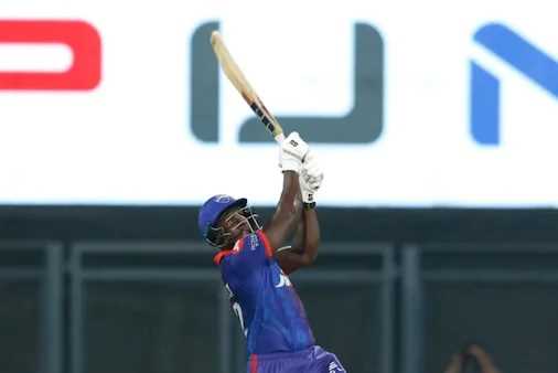 पीछे मुड़कर देखने का वक्त नहीं: रोवमैन पॉवेल