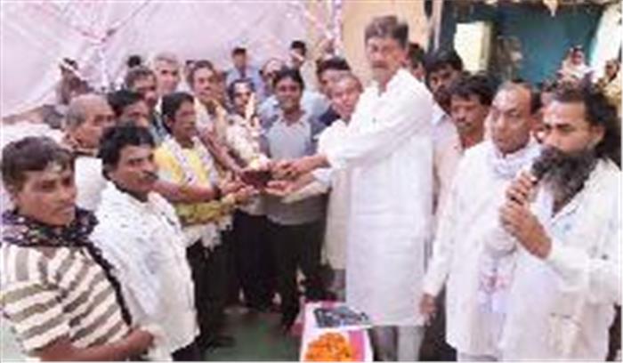 बाबा के संदेशों का करें अनुकरण