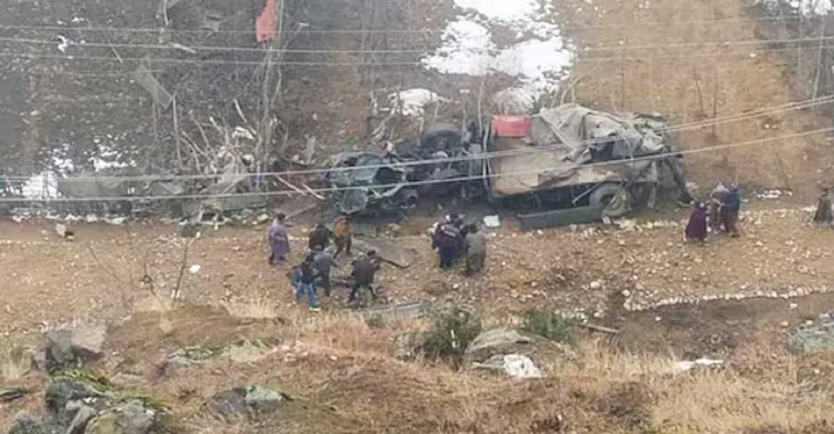 जम्मू-कश्मीर के बांदीपोरा में सेना के गाड़ी के साथ बड़ा हादसा, 4 जवान हुए शहीद
