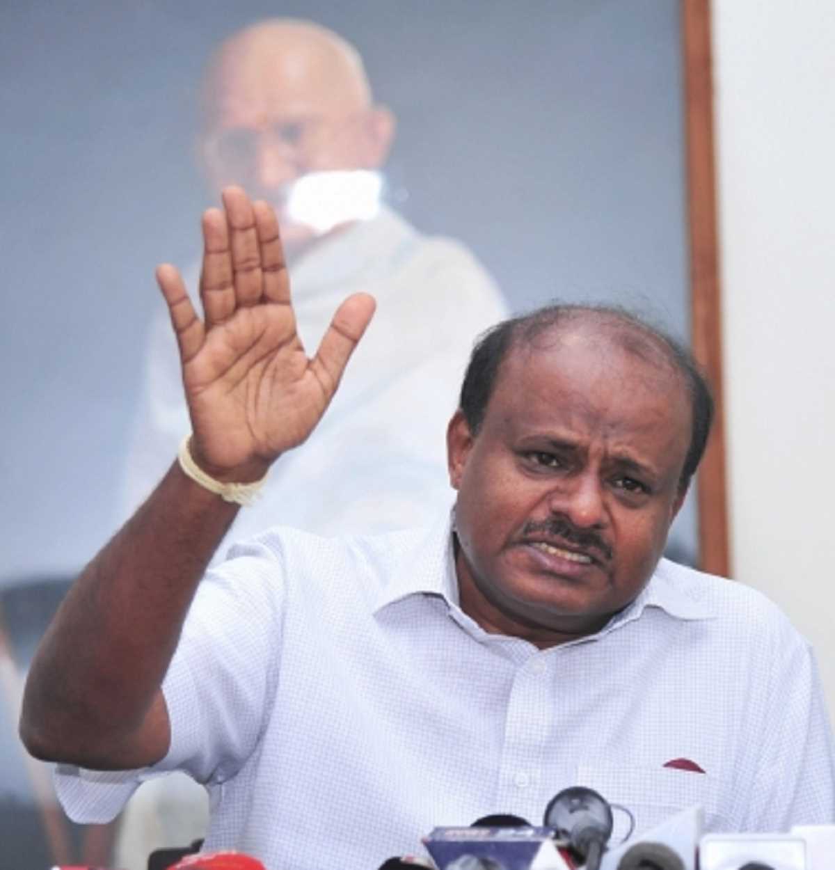 कर्नाटक पुलिस ने सैंट्रो रवि से छीने भाजपा मंत्रियों के खिलाफ सबूत: कुमारस्वामी