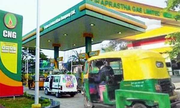 सीएनजी एक बार फिर 2 रुपये प्रति किलो महंगी, 6 दिन में दूसरी बार हुई बढ़ोतरी