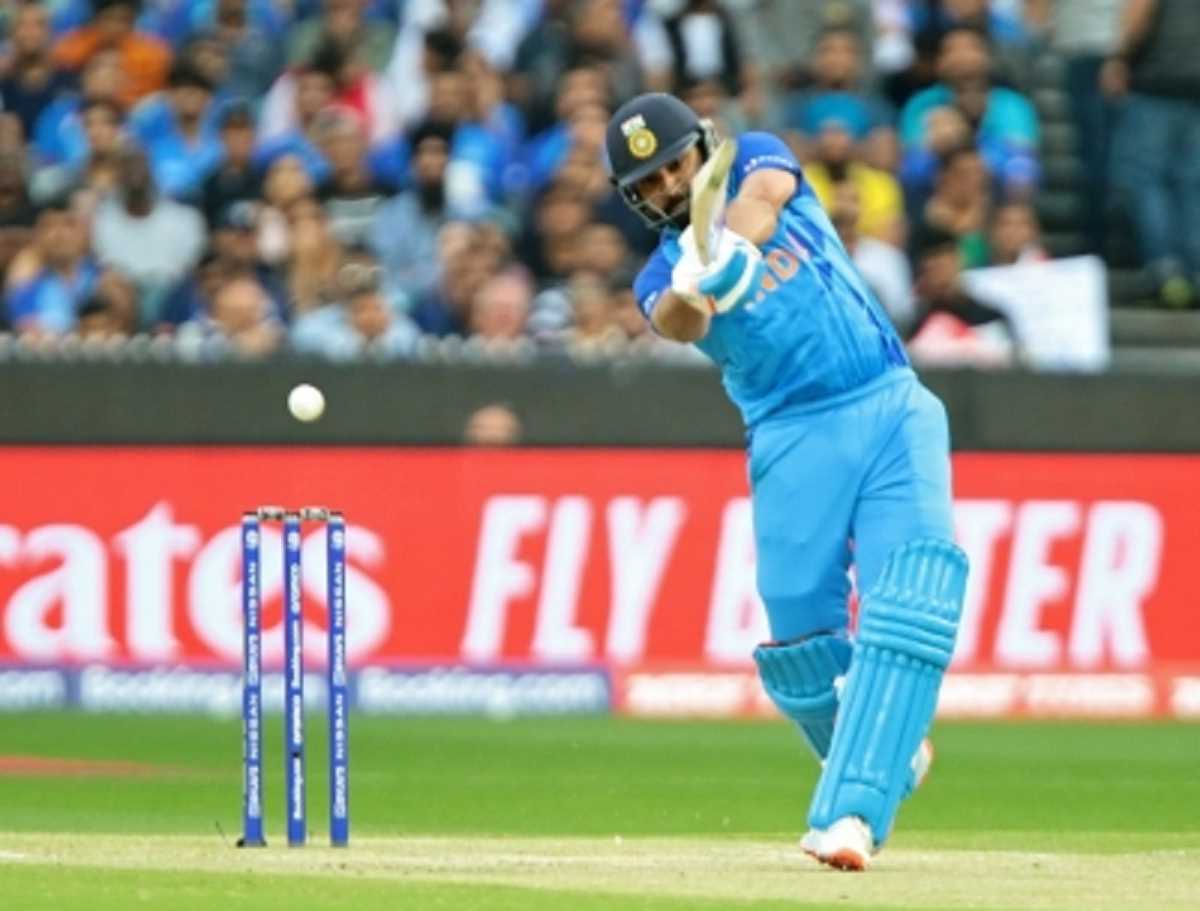 ICC T20 World Cup: सेमीफाइनल से ठीक पहले भारत को बड़ा झटका! कप्तान रोहित शर्मा चोटिल ICC T20 World Cup: सेमीफाइनल से ठीक पहले भारत को बड़ा झटका! कप्तान रोहित शर्मा चोटिल