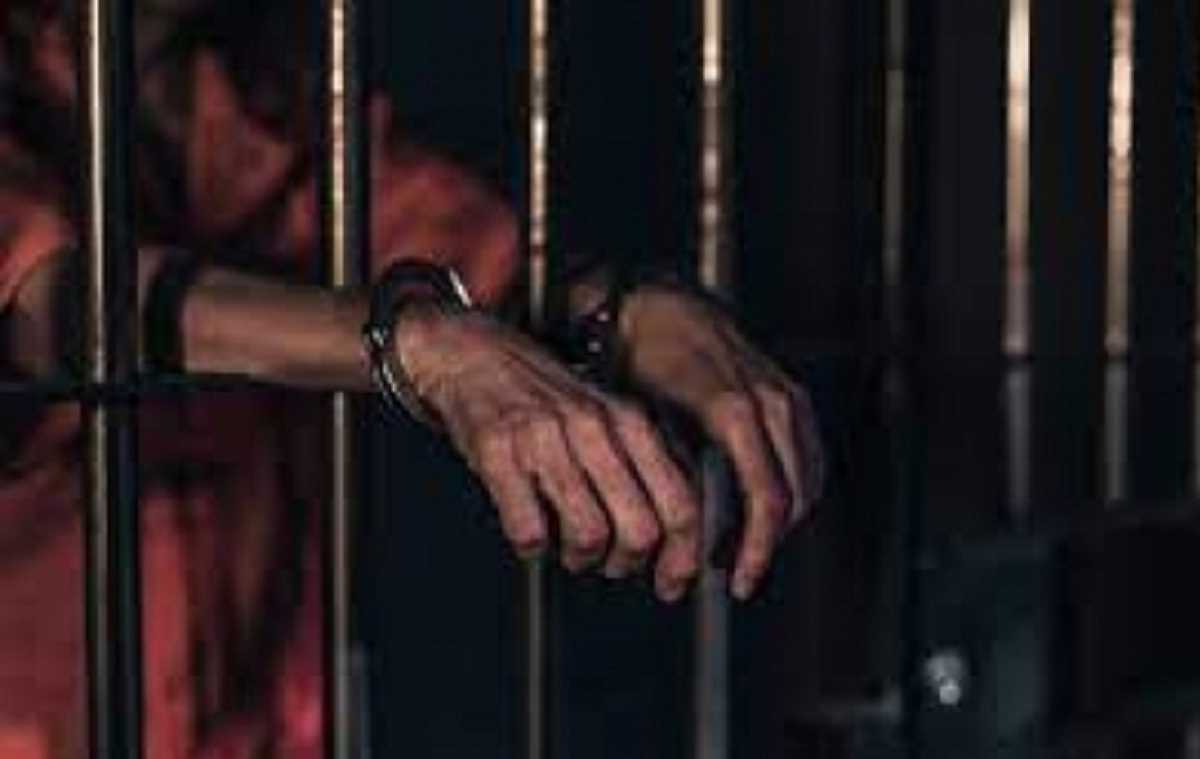 यूपी में एक्सपायर वीजा पर रहने के आरोप में ईरानी नागरिक गिरफ्तार