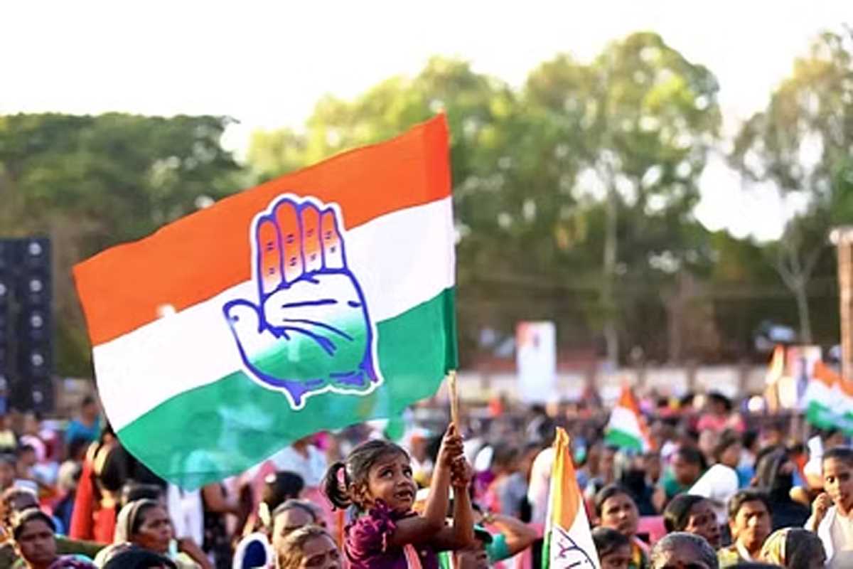 कांग्रेस ने दो बागी उम्मीदवारों को छह साल के लिए पार्टी से किया निष्कासित