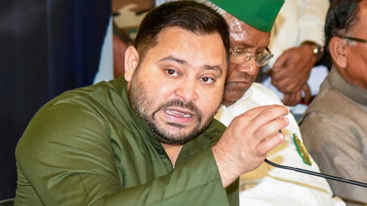 बिहार की कमान ऐसे व्यक्ति के हाथ में है, जो अचेत अवस्था में हैं : तेजस्वी यादव बिहार की कमान ऐसे व्यक्ति के हाथ में है, जो अचेत अवस्था में हैं : तेजस्वी यादव