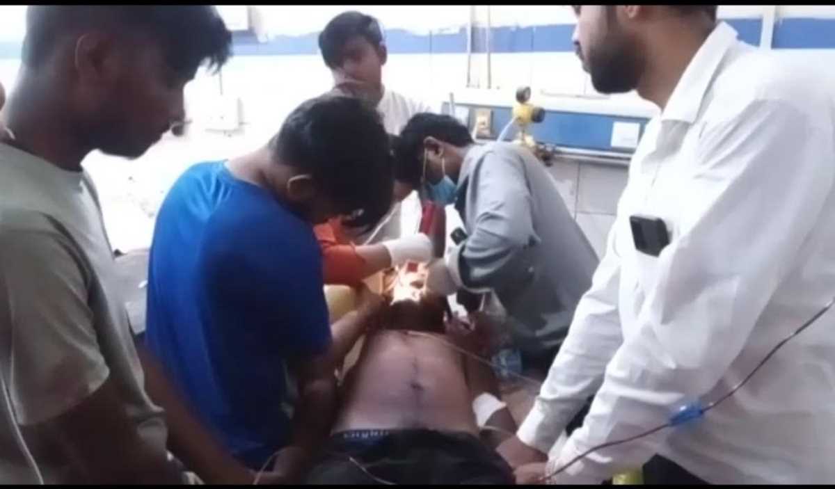 लापरवाही : मामूली झगड़े की शिकायत को पुलिस ने नहीं लिया गम्भीरता से, हो गई हत्या लापरवाही : मामूली झगड़े की शिकायत को पुलिस ने नहीं लिया गम्भीरता से, हो गई हत्या