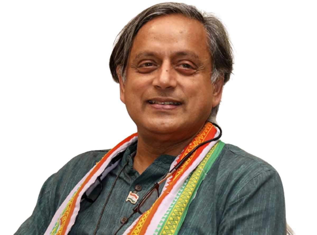 अगर मोदी भी मेरे खिलाफ चुनाव लड़ें तो भी मैं जीतूंगा: शशि थरूर अगर मोदी भी मेरे खिलाफ चुनाव लड़ें तो भी मैं जीतूंगा: शशि थरूर