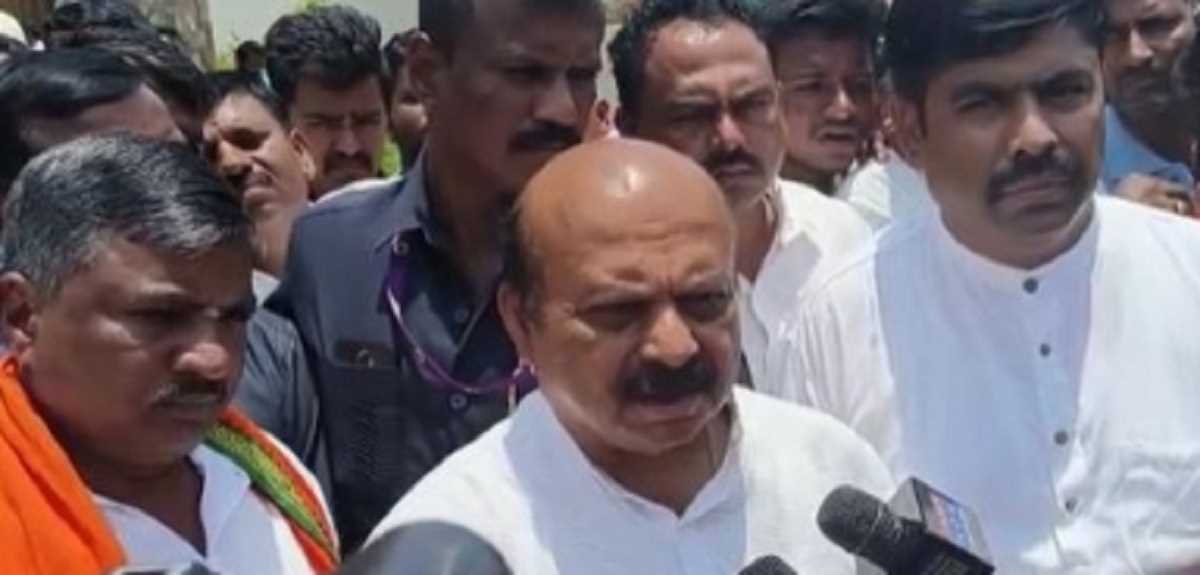 बोम्मई ने कर्नाटक के मुख्यमंत्री पद से इस्तीफा दिया, हार की जिम्मेदारी ली बोम्मई ने कर्नाटक के मुख्यमंत्री पद से इस्तीफा दिया, हार की जिम्मेदारी ली