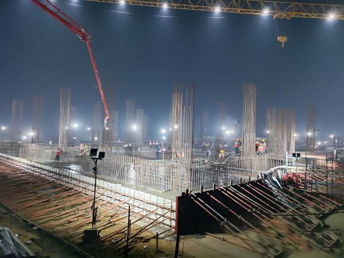 एयरपोर्ट के चारदीवारी निर्माण में सोर की जमीन बन रही बाधा