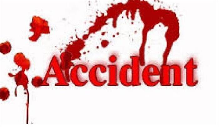 छिंदवाडा: सड़क हादसे में बाइक पर सवार 3 लोगों की मौत