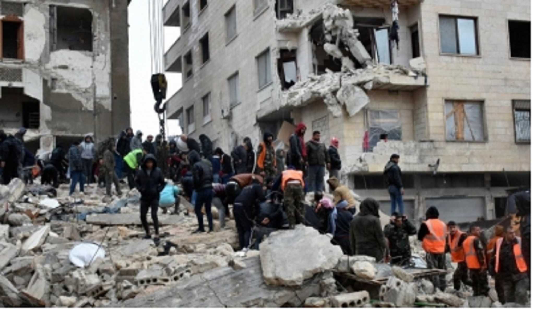 तुर्की-सीरिया भूकंप में मरने वालों की संख्या 4300 के पार तुर्की-सीरिया भूकंप में मरने वालों की संख्या 4300 के पार