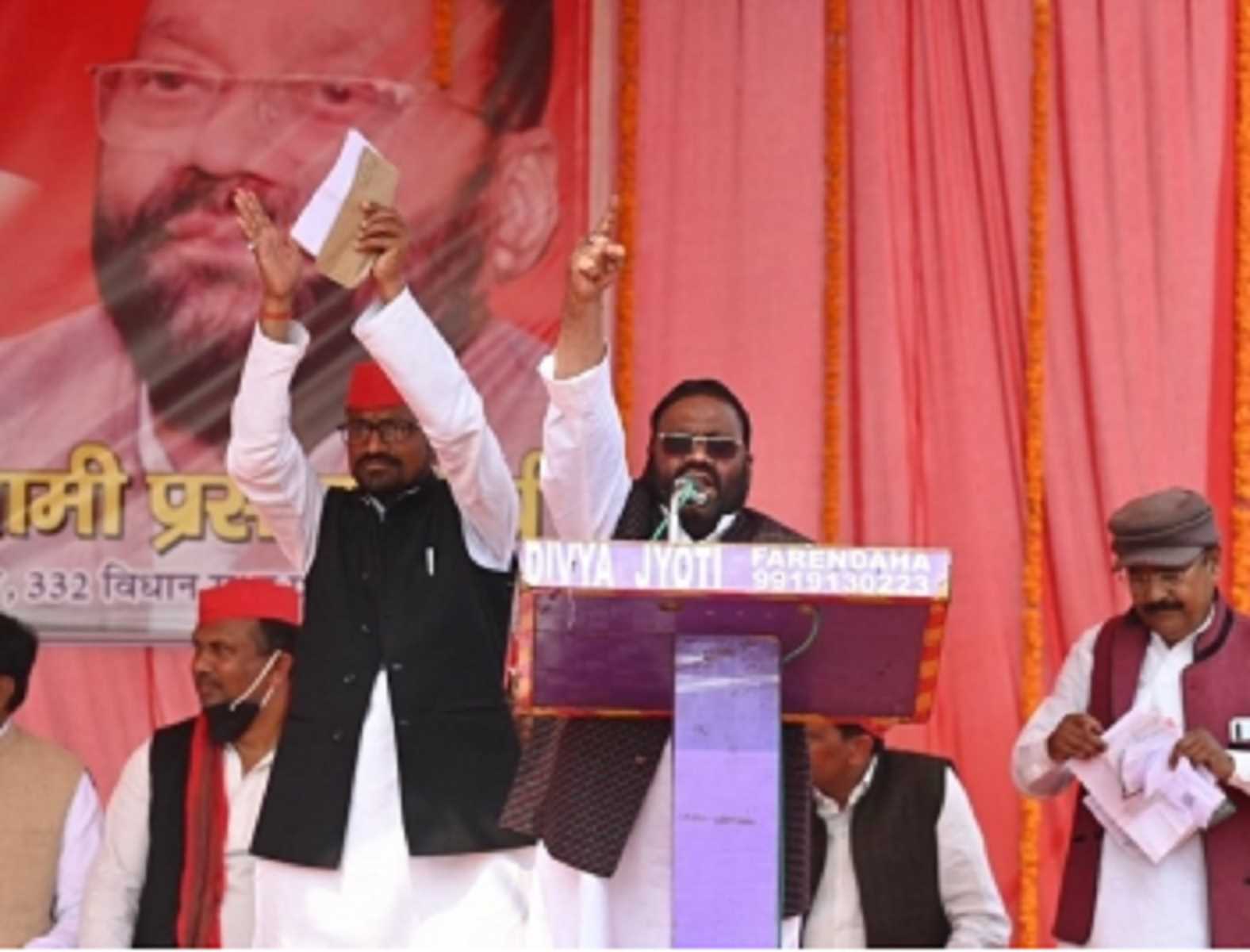 रामचरितमानस विवाद : मौर्य के समर्थन में आए सेवानिवृत्त आईपीएस अधिकारी