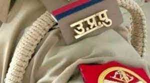 भदोही कोतवाली क्षेत्र में गामीणो ने पुलिसवालों को बनाया बंधक