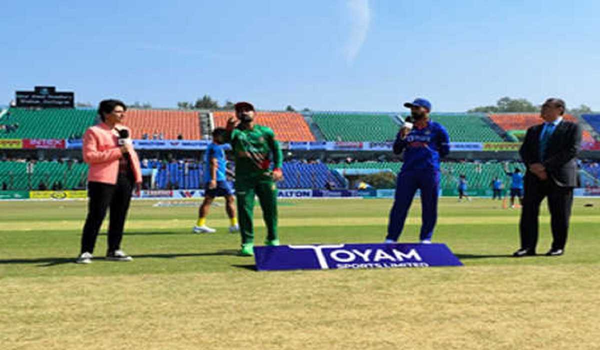 बांग्लादेश ने भारत को बल्लेबाजी के लिये बुलाया बांग्लादेश ने भारत को बल्लेबाजी के लिये बुलाया