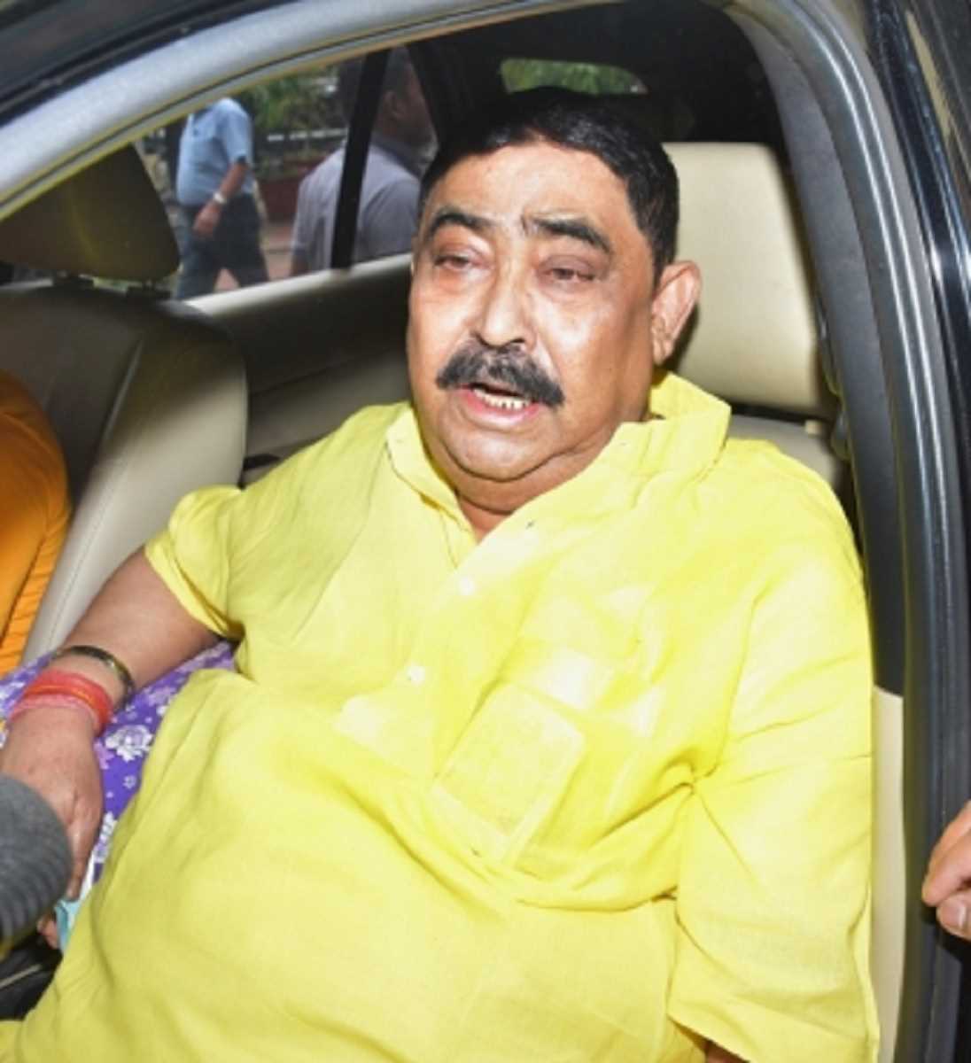 दिल्ली हाईकोर्ट ने निचली अदालत के आदेश के खिलाफ टीएमसी नेता की जमानत याचिका पर सुनवाई टाली दिल्ली हाईकोर्ट ने निचली अदालत के आदेश के खिलाफ टीएमसी नेता की जमानत याचिका पर सुनवाई टाली