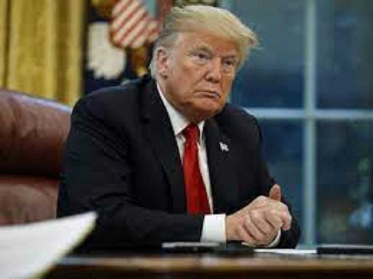 दस्तावेज़ों के दुरुपयोग मामले में ट्रम्प पर लगा नए आरोप