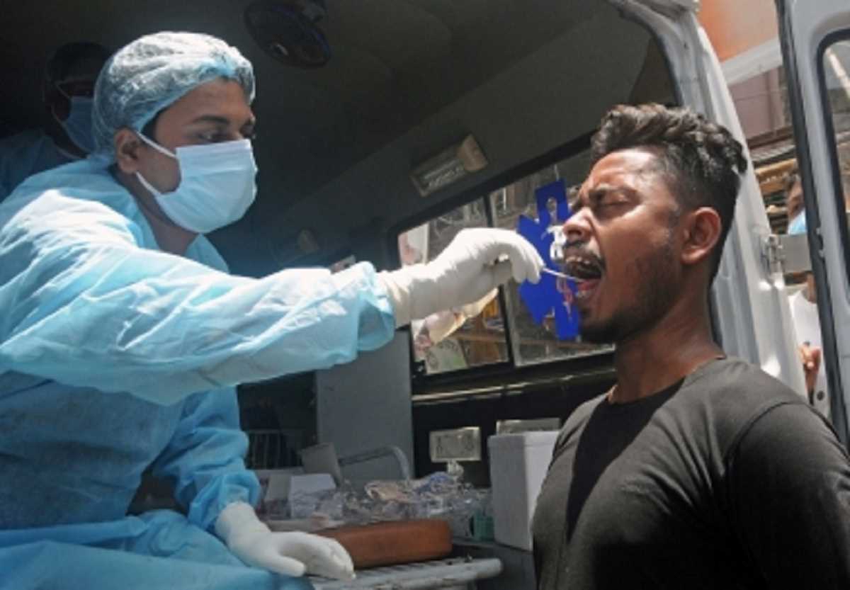 बीते एक दिन में कोविड-19 संक्रमण के 1,112 नए मामले और एक व्यक्ति की मौत