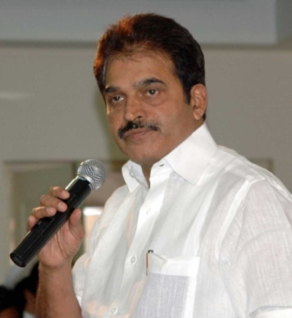 गुजरात से कुछ अनुकूल पाना मुश्किल: केसी वेणुगोपाल गुजरात से कुछ अनुकूल पाना मुश्किल: केसी वेणुगोपाल